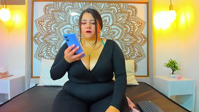 Lilith Aliany  online show from December 16, 2025, 1:27 pm