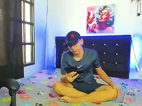 Snapshot of Camilo_hot_21 chatting on November 4, 2025, 8:30 pm Camilo hot 21 online show from November 4, 2025, 8:30 pm