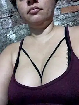 Snapshot of sexysubMila chatting on December 16, 2025, 12:26 am sexysubMila online show from December 16, 2025, 12:26 am