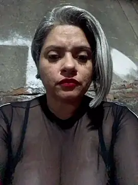 Snapshot of sexysubMila chatting on December 21, 2025, 12:18 am sexysubMila online show from December 21, 2025, 12:18 am