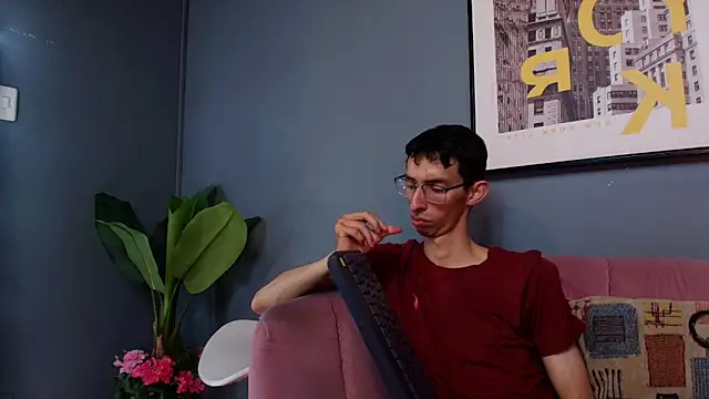 ZyroNight online show from November 25, 2025, 7:25 pm