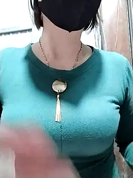 Niramiu online show from November 18, 2025, 2:21 pm