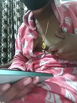 Snapshot of collagesonam chatting on November 26, 2025, 11:00 am collagesonam online show from November 26, 2025, 11:00 am