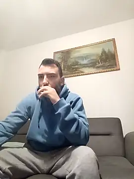 Snapshot of snncdgn chatting on November 9, 2025, 10:35 am snncdgn online show from November 9, 2025, 10:35 am