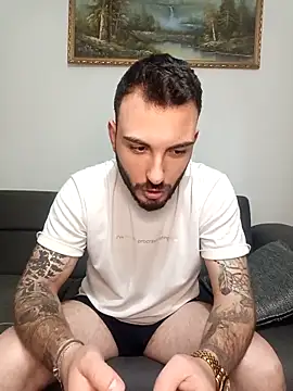 Snapshot of snncdgn chatting on November 27, 2025, 9:17 pm snncdgn online show from November 27, 2025, 9:17 pm