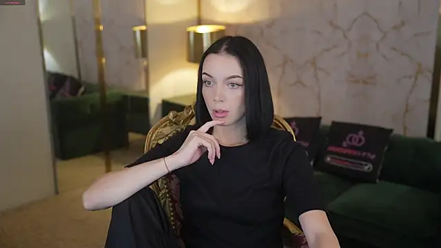 Snapshot of Rita_Moon054 chatting on December 4, 2025, 8:56 am Rita Moon054 online show from December 4, 2025, 8:56 am