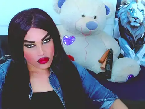 Snapshot of NharaBigCock chatting on November 17, 2025, 6:35 pm NharaBigCock online show from November 17, 2025, 6:35 pm