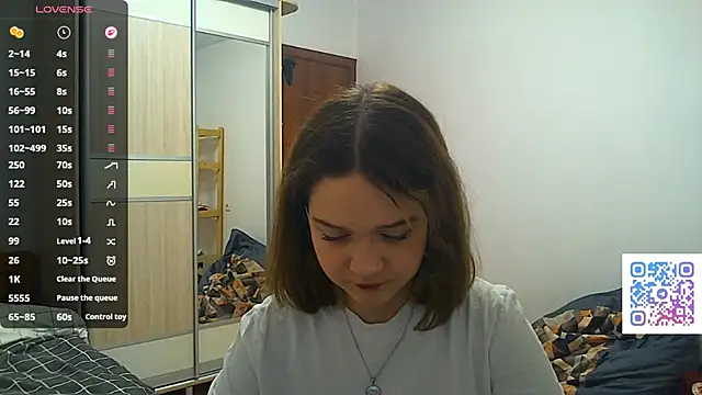 AlissaGerardo online show from December 20, 2025, 2:13 pm