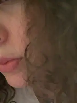 Snapshot of antonellastonne chatting on November 9, 2025, 8:51 pm antonellastonne online show from November 9, 2025, 8:51 pm