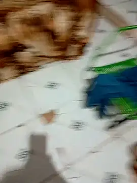 Snapshot of Cross3680 chatting on November 17, 2025, 12:38 am Cross3680 online show from November 17, 2025, 12:38 am