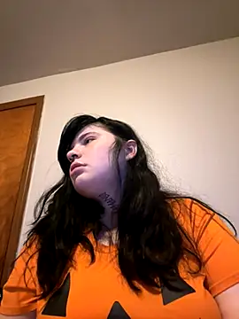 Snapshot of juicygoth202 chatting on November 10, 2025, 6:56 am juicygoth202 online show from November 10, 2025, 6:56 am