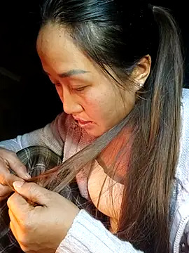 bibo-sex online show from December 17, 2025, 1:17 pm