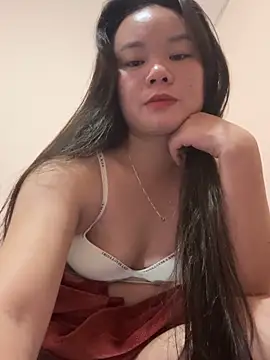 Snapshot of Dilen_7533 chatting on November 10, 2025, 2:38 pm Dilen 7533 online show from November 10, 2025, 2:38 pm