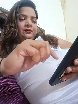 Adorable Jannet online show from November 13, 2025, 5:39 am