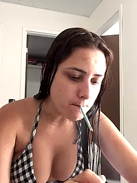 BrazilianAndre online show from November 5, 2025, 5:35 pm