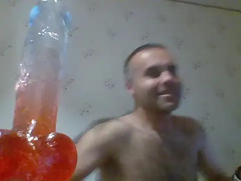 Snapshot of Kreol69 chatting on November 16, 2025, 4:01 pm Kreol69 online show from November 16, 2025, 4:01 pm