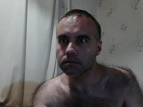 Snapshot of Kreol69 chatting on November 18, 2025, 4:28 am Kreol69 online show from November 18, 2025, 4:28 am