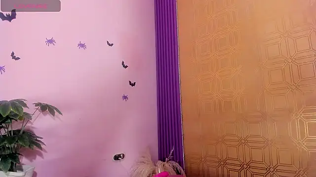 valen gill online show from November 6, 2025, 1:12 pm