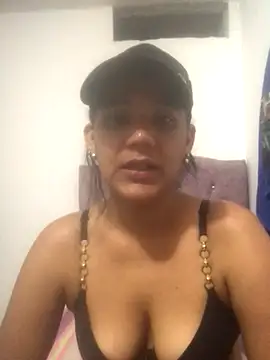 Snapshot of SofiaVergara2 chatting on November 8, 2025, 2:56 am SofiaVergara2 online show from November 8, 2025, 2:56 am