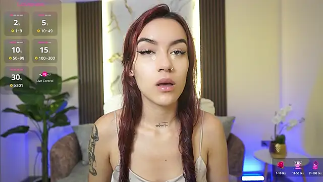 Snapshot of TessaaFox chatting on December 15, 2025, 12:09 pm TessaaFox online show from December 15, 2025, 12:09 pm