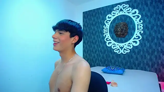 Snapshot of Isaac_Kurtt chatting on November 7, 2025, 4:56 am Isaac Kurtt online show from November 7, 2025, 4:56 am