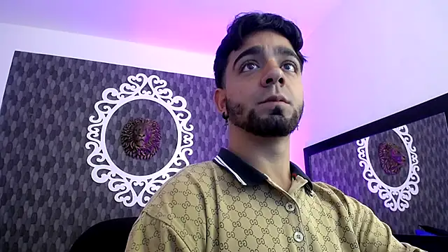 Dereck Jhonsonn online show from November 11, 2025, 7:36 pm