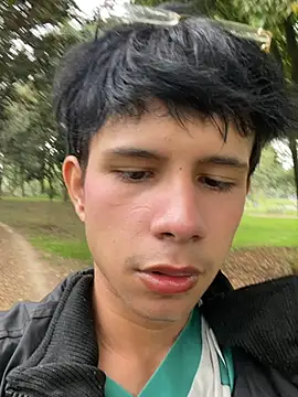 Snapshot of Bay_freedo chatting on November 12, 2025, 7:46 pm Bay freedo online show from November 12, 2025, 7:46 pm