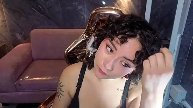 Snapshot of sunny2_b chatting on November 6, 2025, 2:07 pm sunny2 b online show from November 6, 2025, 2:07 pm