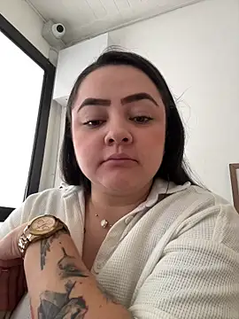 Snapshot of cleo_wale_ chatting on November 6, 2025, 6:53 pm cleo wale online show from November 6, 2025, 6:53 pm