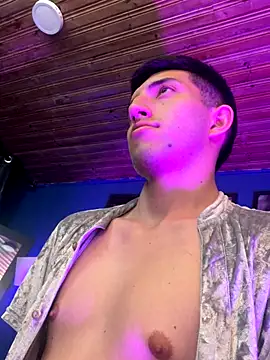 Snapshot of Un_Sluttyy chatting on November 8, 2025, 12:22 am Un Sluttyy online show from November 8, 2025, 12:22 am