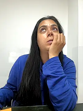 Snapshot of LorieFerrer chatting on September 17, 2025, 5:36 pm LorieFerrer online show from September 17, 2025, 5:36 pm