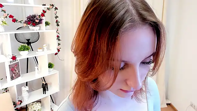 Snapshot of OpheliaSalotti chatting on November 8, 2025, 7:41 am OpheliaSalotti online show from November 8, 2025, 7:41 am