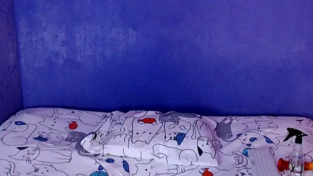 Patris204 online show from November 21, 2025, 7:56 pm