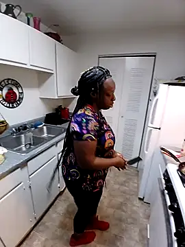 Snapshot of bigbootyney chatting on November 8, 2025, 4:45 am bigbootyney online show from November 8, 2025, 4:45 am