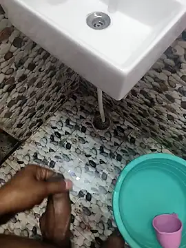 Snapshot of Bade-couple chatting on November 16, 2025, 10:32 am Bade-couple online show from November 16, 2025, 10:32 am