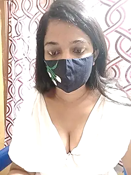 Honeya96 online show from November 23, 2025, 4:56 am