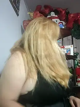 Snapshot of karlaanqui1 chatting on December 13, 2025, 10:59 pm karlaanqui1 online show from December 13, 2025, 10:59 pm