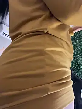 Snapshot of SashaMystique_ chatting on November 20, 2025, 1:28 am SashaMystique online show from November 20, 2025, 1:28 am