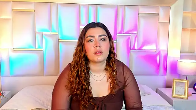 Snapshot of AdelaTaylor_ chatting on November 10, 2025, 12:04 pm AdelaTaylor online show from November 10, 2025, 12:04 pm