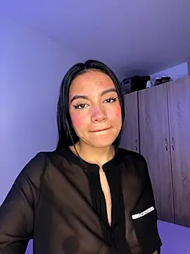 charlo-hot online show from November 17, 2025, 6:41 am