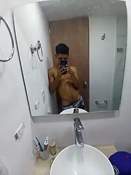 Maicolshow online show from November 10, 2025, 4:22 am