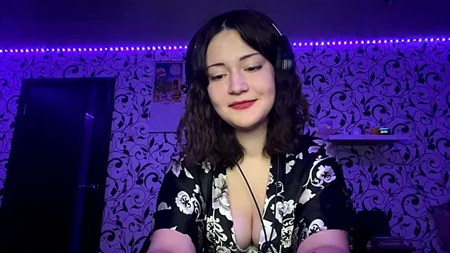 AffableFuturity online show from November 11, 2025, 5:02 pm