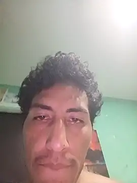 Snapshot of charlyver36 chatting on November 28, 2025, 3:31 am charlyver36 online show from November 28, 2025, 3:31 am