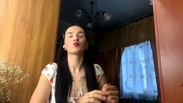 Snapshot of AliciaCapehart chatting on November 23, 2025, 6:57 am AliciaCapehart online show from November 23, 2025, 6:57 am