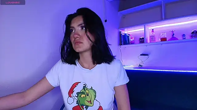 Brandy collinss online show from November 16, 2025, 11:49 am