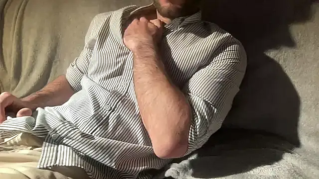 Pmendes98 online show from November 17, 2025, 6:57 pm