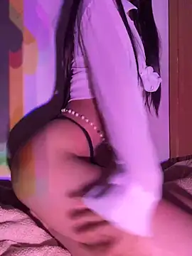 Bella wett online show from November 19, 2025, 5:18 am