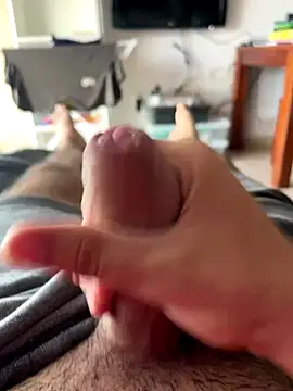 Yannick04 online show from November 12, 2025, 1:33 pm