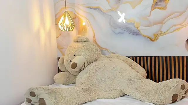 Cherry Blossome online show from November 12, 2025, 3:12 pm