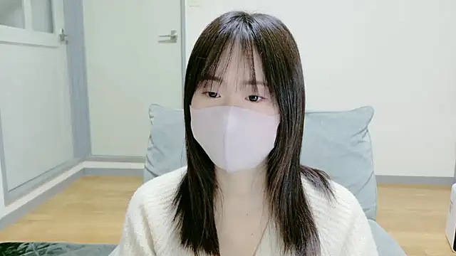 Snapshot of akane_room chatting on December 5, 2025, 2:20 am akane room online show from December 5, 2025, 2:20 am